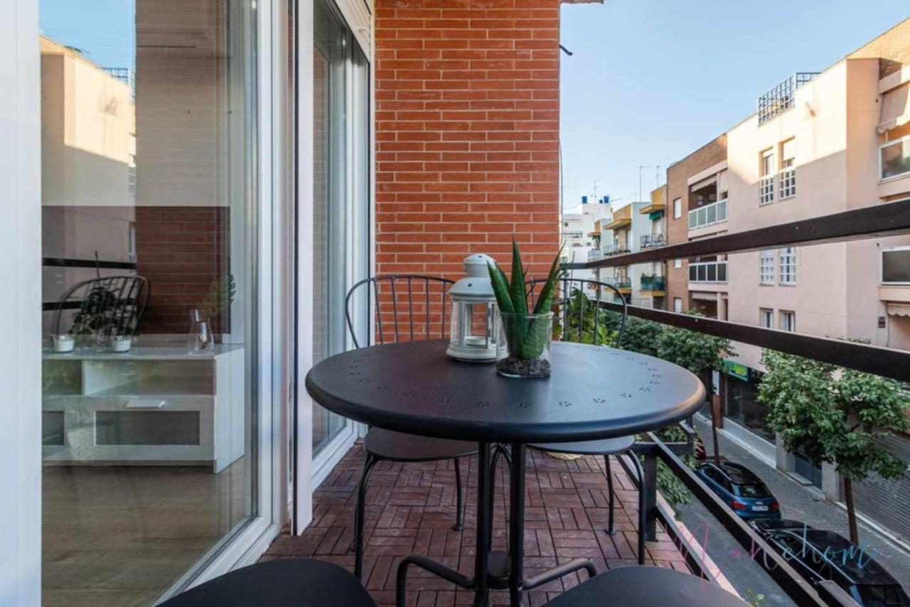 2 Apartamento En Estadio Sevilla 6 Plazas 3 Hab Y Metro Eksteriør billede