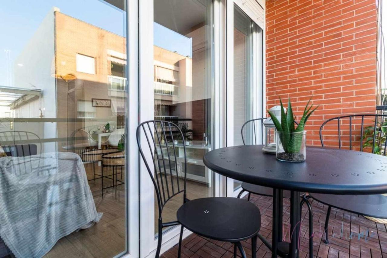 2 Apartamento En Estadio Sevilla 6 Plazas 3 Hab Y Metro Eksteriør billede